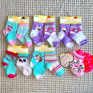NWT girls socks bundle. Assorted sizes.